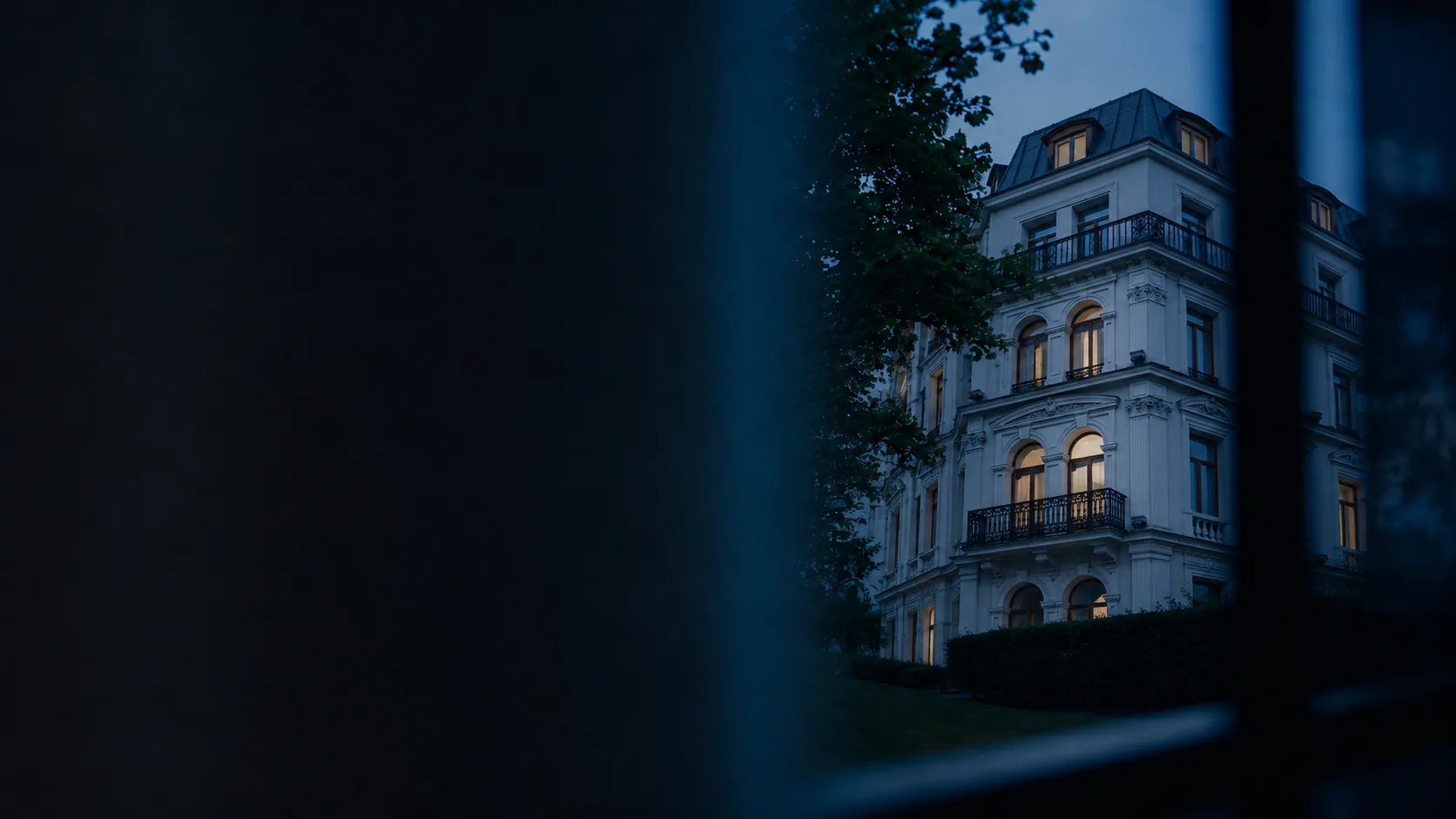 Altbau-Mehrfamilienhaus als Hero-Bild für Hausverwaltung in Ostdeutschland